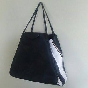 Miss Unique handbag